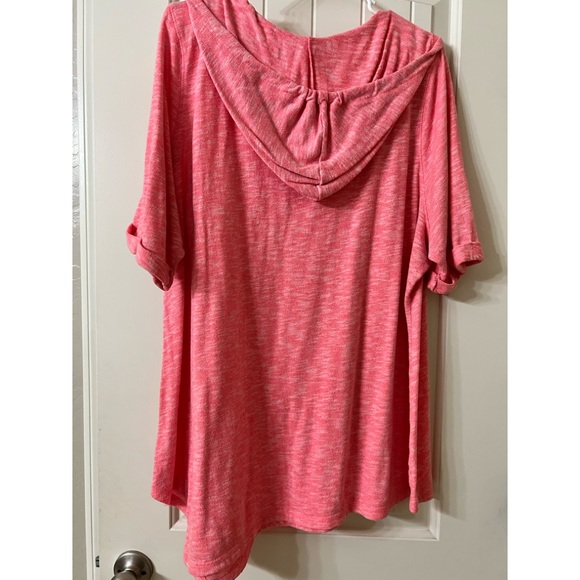 LB - Livi Active Pink hoodie - Picture 2 of 6